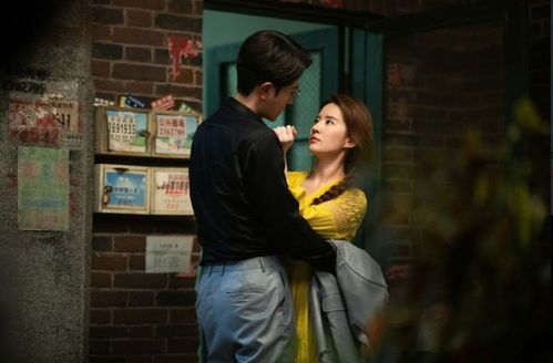 双胞胎兄弟共用的女友，道德边界还是情感自由？